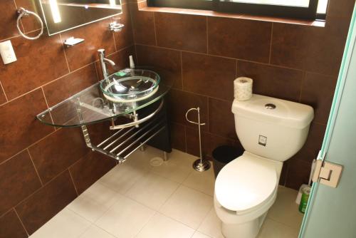 Casa Corazon de Plata Suites - image 5