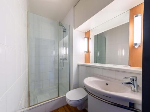 ibis Duisburg Hauptbahnhof - image 4