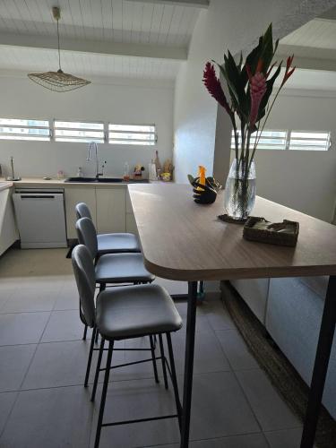 Kitchen, Maison confortable a Baie-Mahault avec jardin privatif in Baie-Mahault