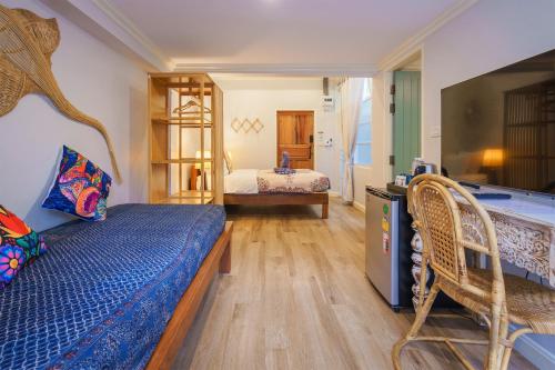 room detail thumbnail 0