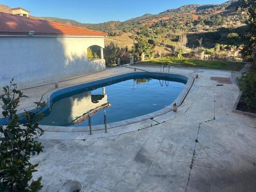 Ferme avec piscine et vue panoramique in Khenifra