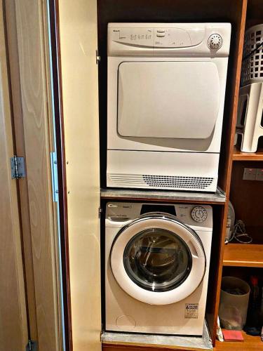 Charm Flat in the heart of the City Center - Balcony & view, Никосия (фото 10)
