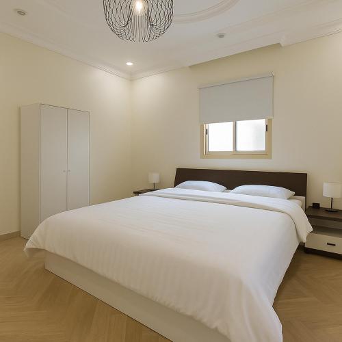 Stylish 3BR Smart TV & Wi-Fi