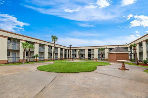 Quality Inn Harvey - New Orleans - image 7