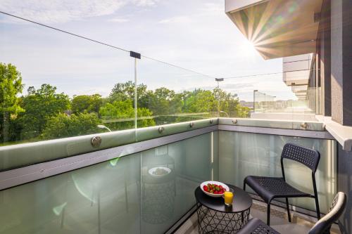 Partynice Apt - Parking & Balcony - by Rentujemy, Wrocław (photo 5)