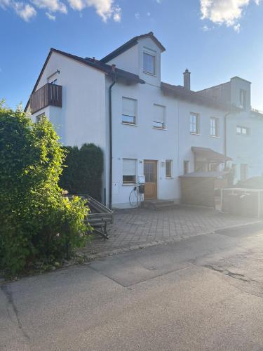 Grosses Haus bei München mit 4 Schlafzimmern für bis zu 10 Personen (Grosses Haus bei Munchen mit 4 Schlafzimmern fur bis zu 10 Personen) in 高廷