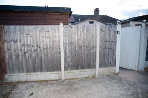 Modern Serenity 1 Bedroom Stay in Tilbury