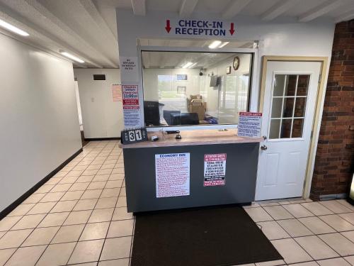 Economy Inn in คังกาคี