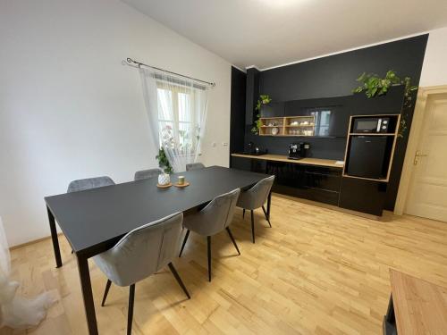 Living in Prague 1, Praha (fotografie 3)