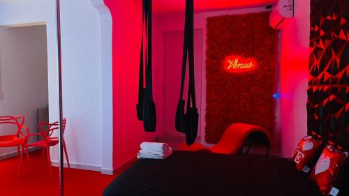 Vénus #Love room# (Venus #Love room#) in Буйянт