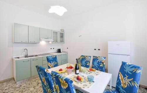 Lovely Apartment In Chioggia With Wifi - image 4