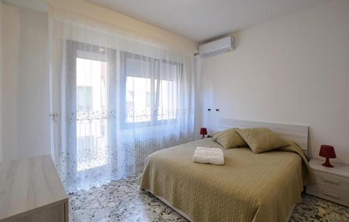 Lovely Apartment In Chioggia With Wifi - image 3
