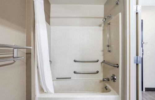 Extended Stay America Suites - San Diego - Mission Valley - Stadium - image 14