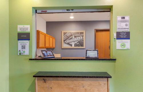 大堂, Extended Stay America Select Suites - Fayetteville in 費耶特維爾