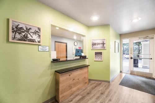 ล็อบบี้, Extended Stay America Select Suites - Ocala in โอกาลา (FL)