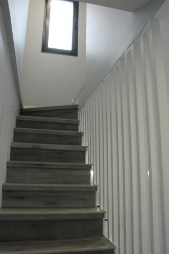 Nature Apartment 1 with Pool in มาเดรา ไอซ์แลนด์