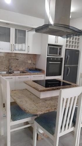 Kitchen, Apartamento con vista al mar in Pampatar