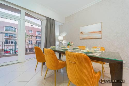 Spacious 2 Bedroom Apartment In Mirdif, Dubaj (fotografie 9)