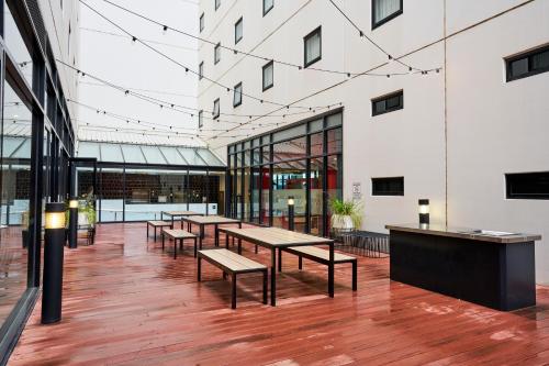 Erkély/terasz, Essence Hotel Carlton near Melbourne Múzeum
