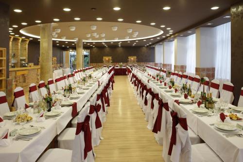 ห้องอาหาร, Hotel Laterum in เปคส์