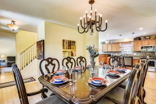 Cl To Dt Asheville & Weaverville- Apartment Inc in 威弗維爾 (NC)