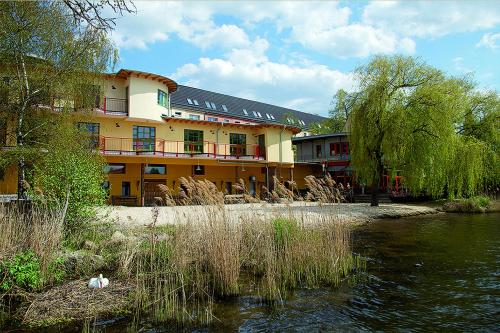 Seminar- und Gästehaus Flussbad Gartenstrasse - image 3