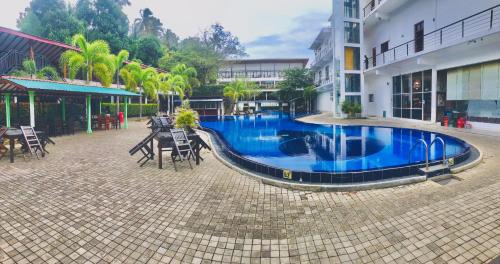 Saru Blue Sapphire Hotel photo 3