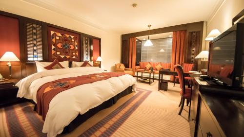 Kabul Grand Hotel - image 2