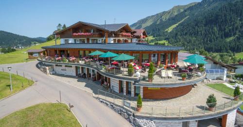 A szálláshely kívülről, Hotel Birkenhohe in Hirschegg (Vorarlberg)