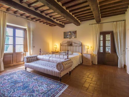 Maesta Del Sasso in Camucia