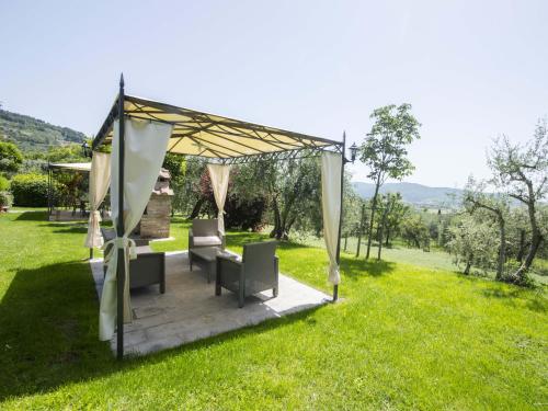 Kert, Maesta Del Sasso in Camucia