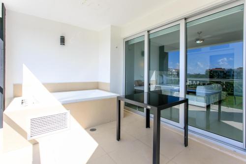 Apartment image 4