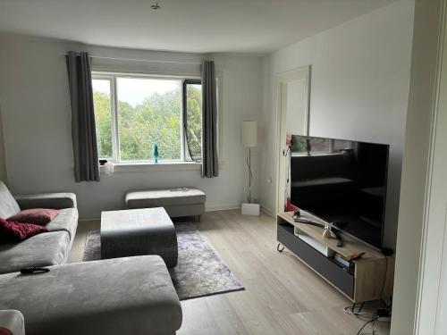 Bright, well furnished apartment in ฮิลเลอรอด