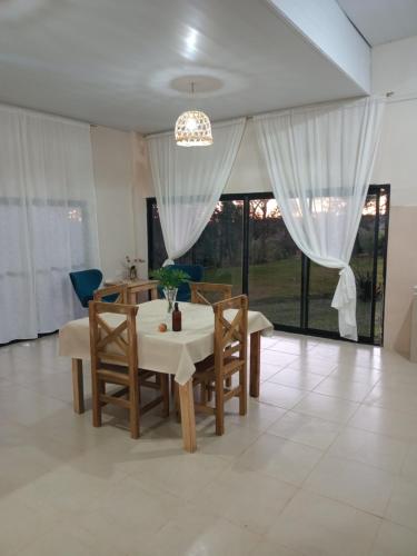 Misiones Apart in 도스 데 마요