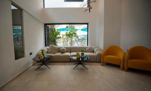 المرافق, Beverly Beach Hotel in جونيه