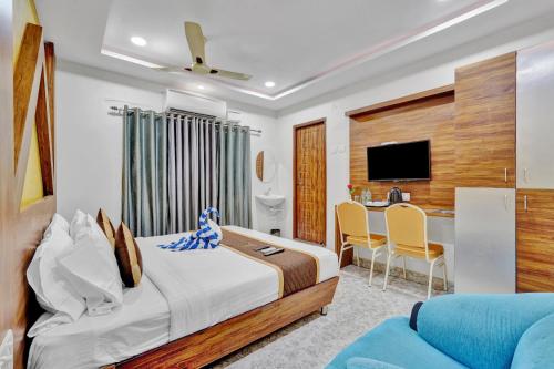 The K11 Business Class-Near US Consulate – Chennai, IL