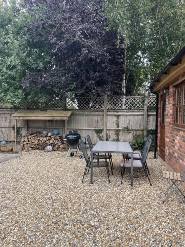 Градина, The Old Poor House Coach House in Sidlesham