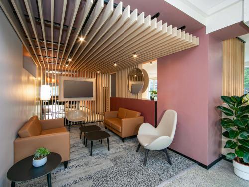 Lobby, B&B HOTEL Berlin-Adlershof in Treptow