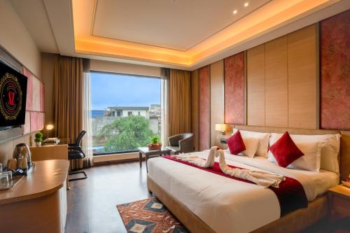 room detail thumbnail 0