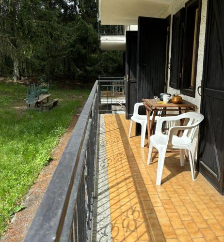 Balkons/terase, Appartamento nel verde a Gravere in Gravere
