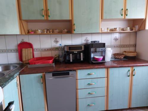 Przytulny domek w sercu Wisełki (Przytulny domek w sercu Wiselki) in Wiselka