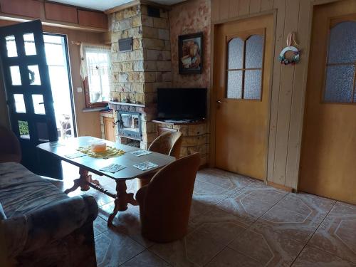 Przytulny domek w sercu Wisełki (Przytulny domek w sercu Wiselki) in Wiselka