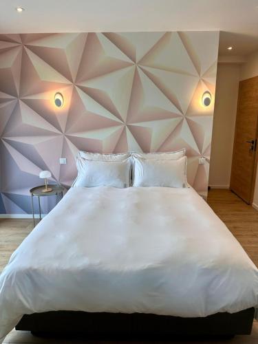 Les Rubys, spas privatifs, piscine chauffée en sus (Les Rubys, spas privatifs, piscine chauffee en sus) in La Chevillotte