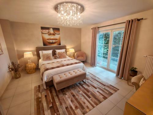 B&B Maison Durbois Room Type - Deluxe Double Room with Bath B&B Maison Durbois Room Type - Deluxe Double Room with Bath