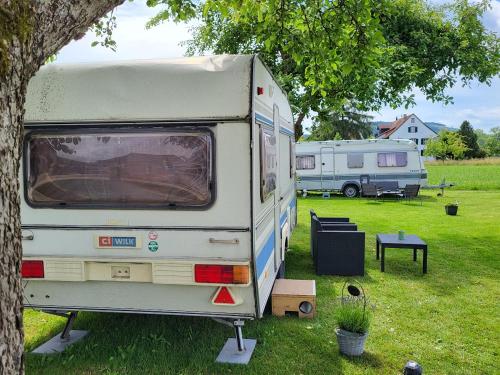 Dani's Wohnwagen B&B in Ramsen, Schweiz