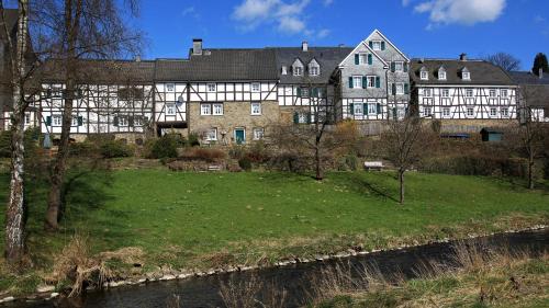 Am Bergischen Panoramasteig in วีห์ล