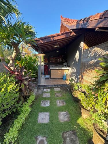 مطبخ, Tebu menjangan homestay in Menjangan