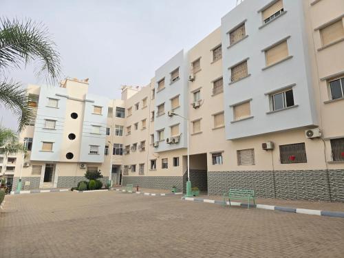 Nouhad Amani, Agadir