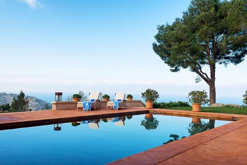 Stunning 4 Bedroom Villa in Deia, 1017