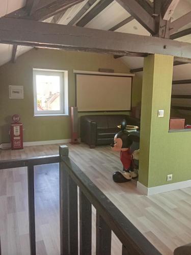 Les lapins bleus in Saint-Sulpice-le-Dunois